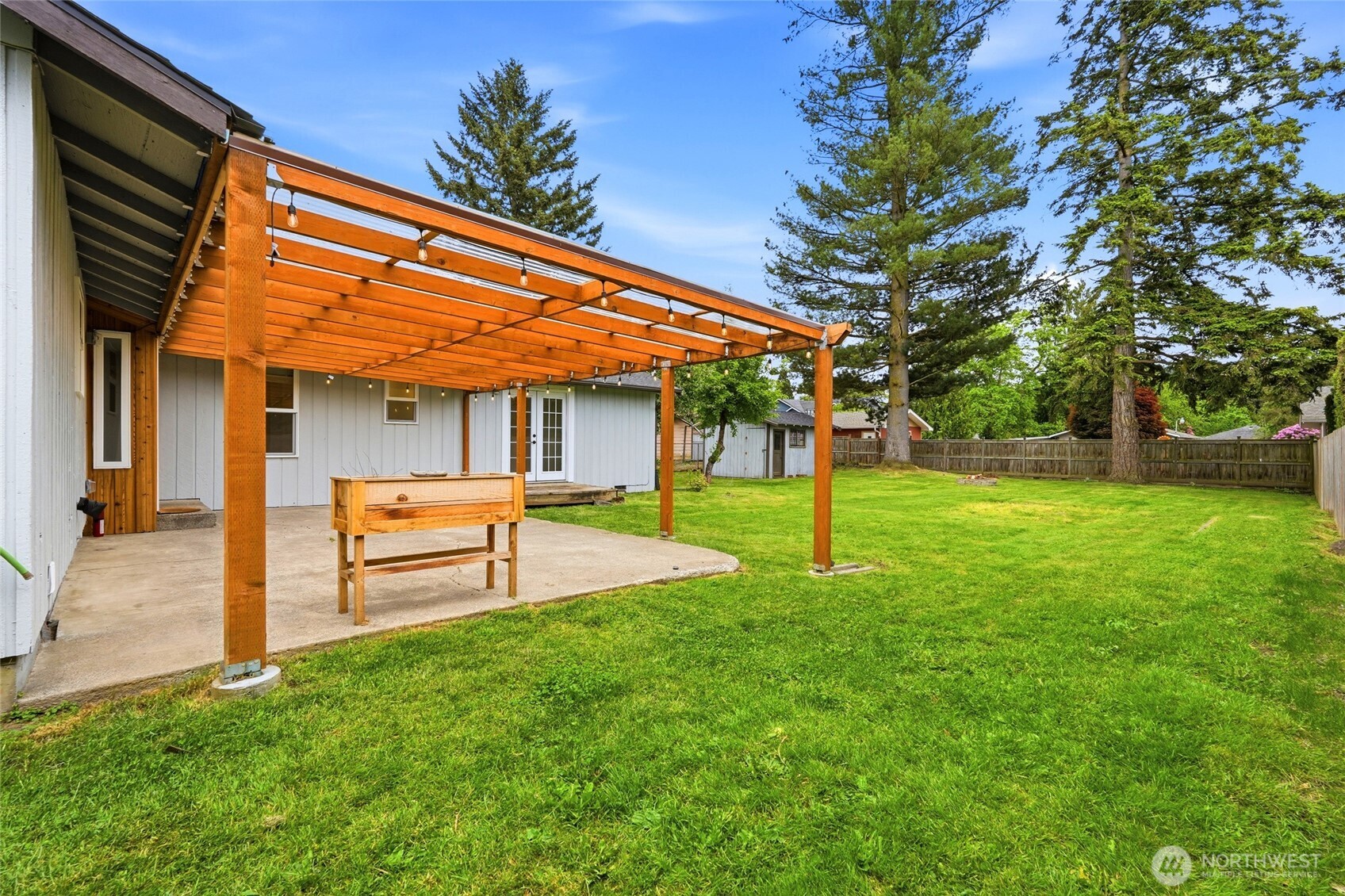 1710 7th Avenue SE, Puyallup, WA 98372-4007