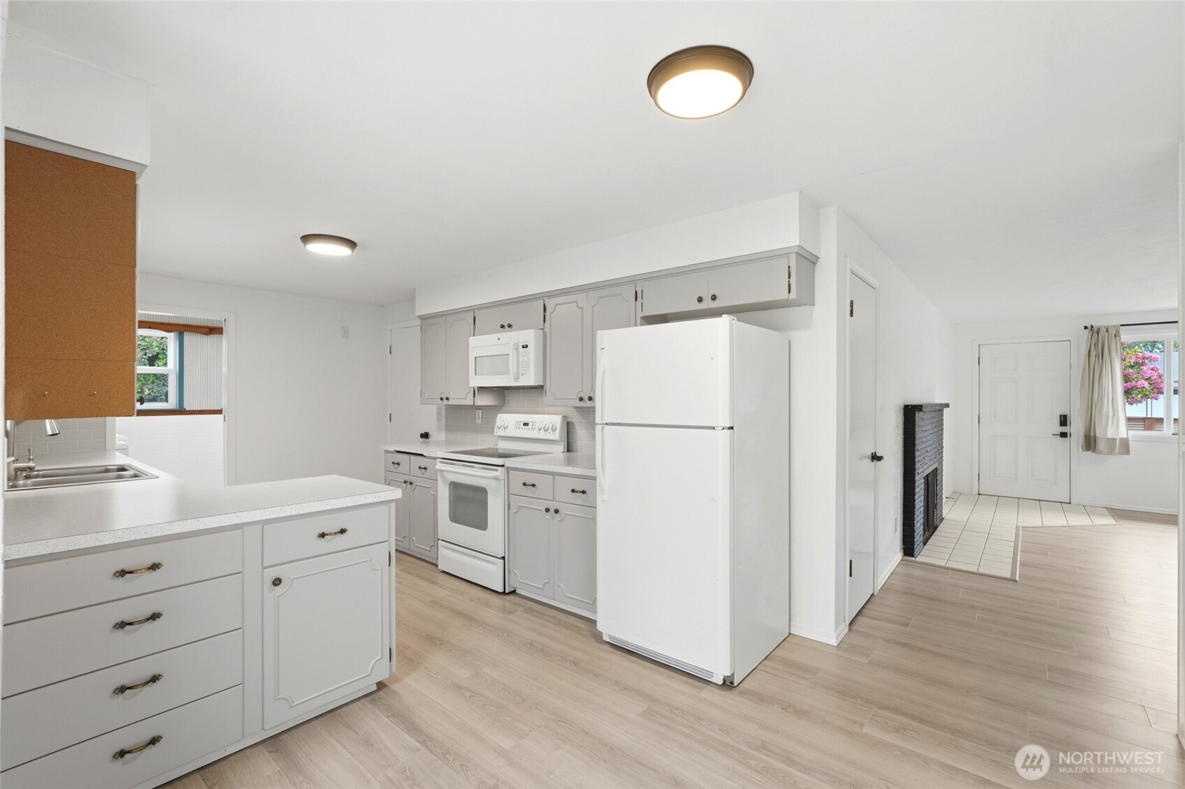 1710 7th Avenue SE, Puyallup, WA 98372-4007