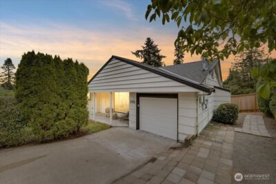 2701 NE 110th Street #A, Seattle, WA 98125