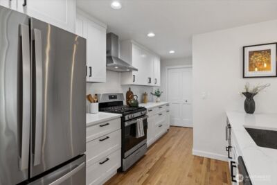 2701 NE 110th Street #A, Seattle, WA 98125 - Photo 11