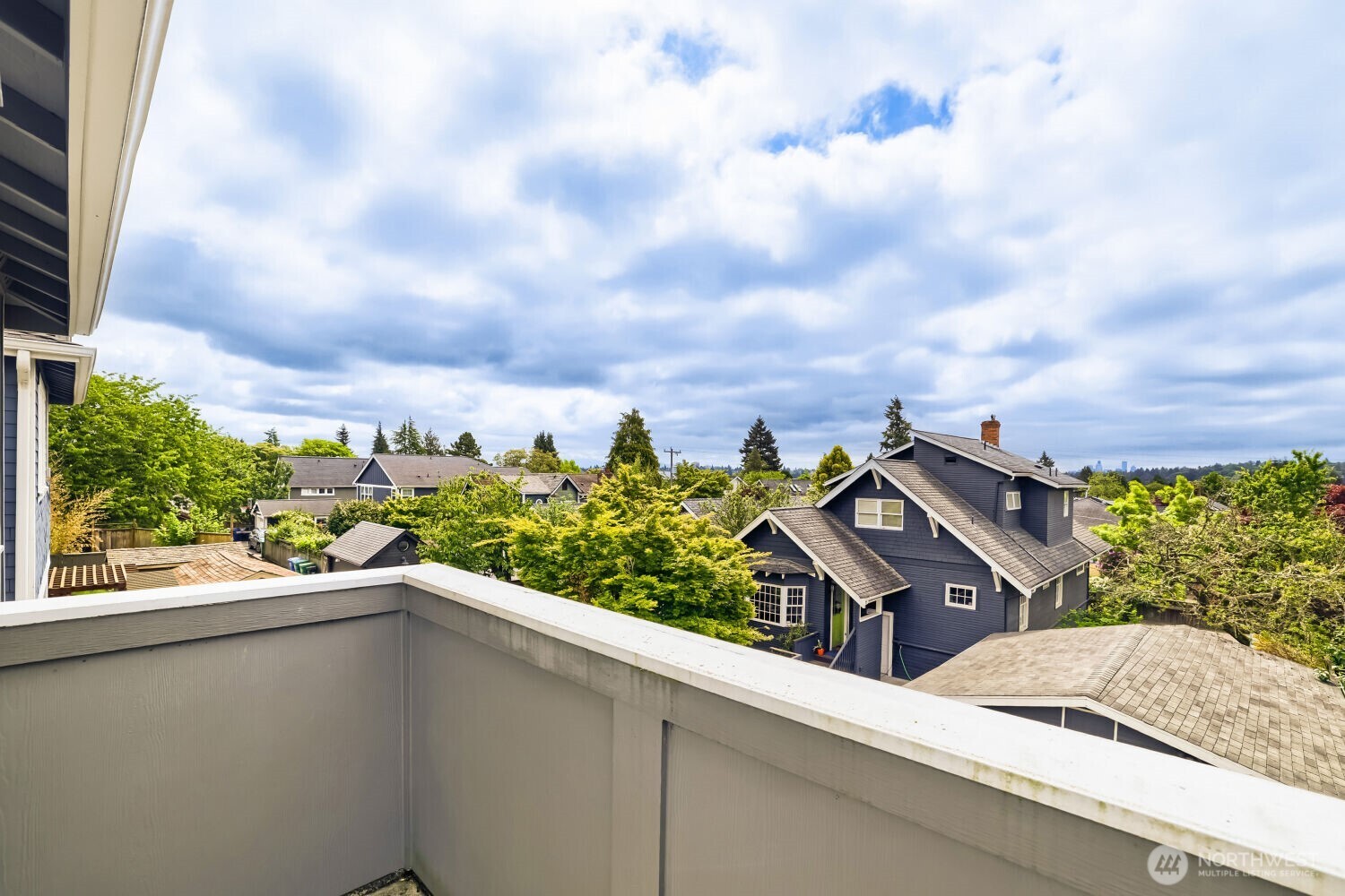 721 N 79th Street , Seattle, WA 98103