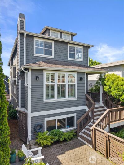 721 N 79th Street , Seattle, WA 98103 - Photo 2