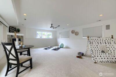 721 N 79th Street , Seattle, WA 98103 - Photo 23
