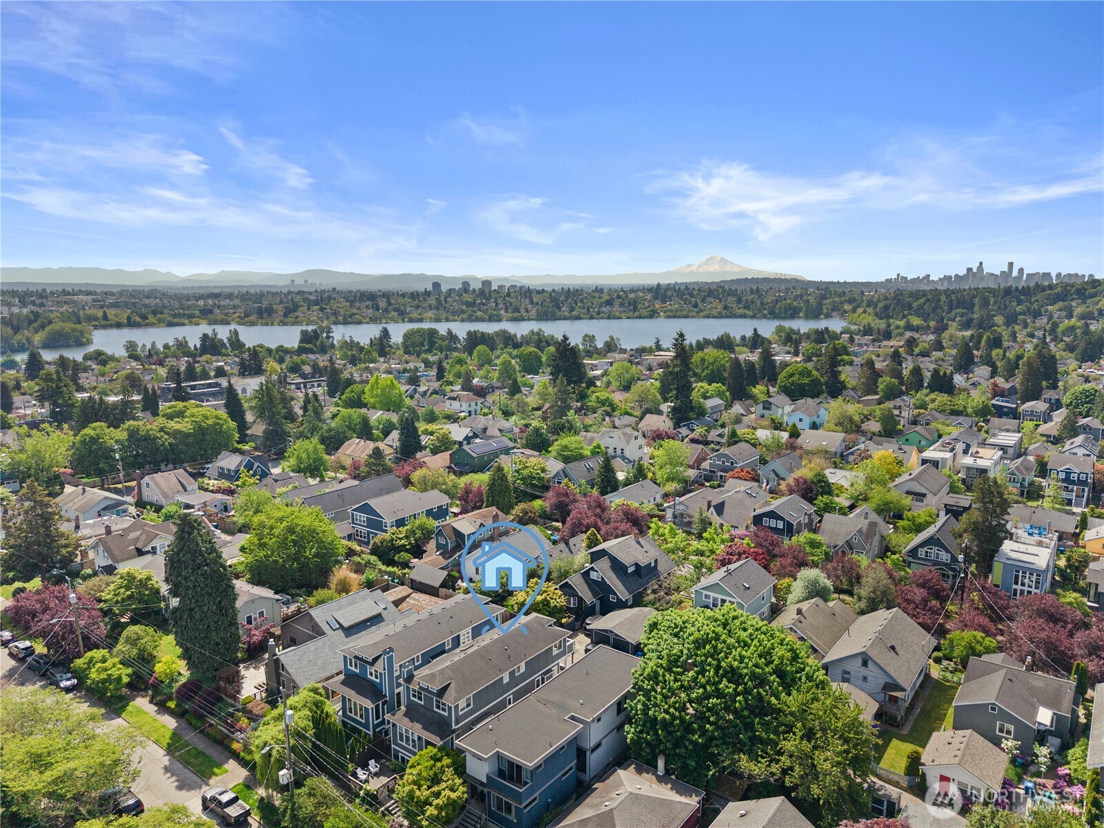 721 N 79th Street , Seattle, WA 98103
