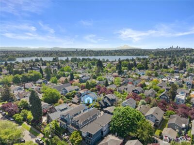 721 N 79th Street , Seattle, WA 98103 - Photo 32