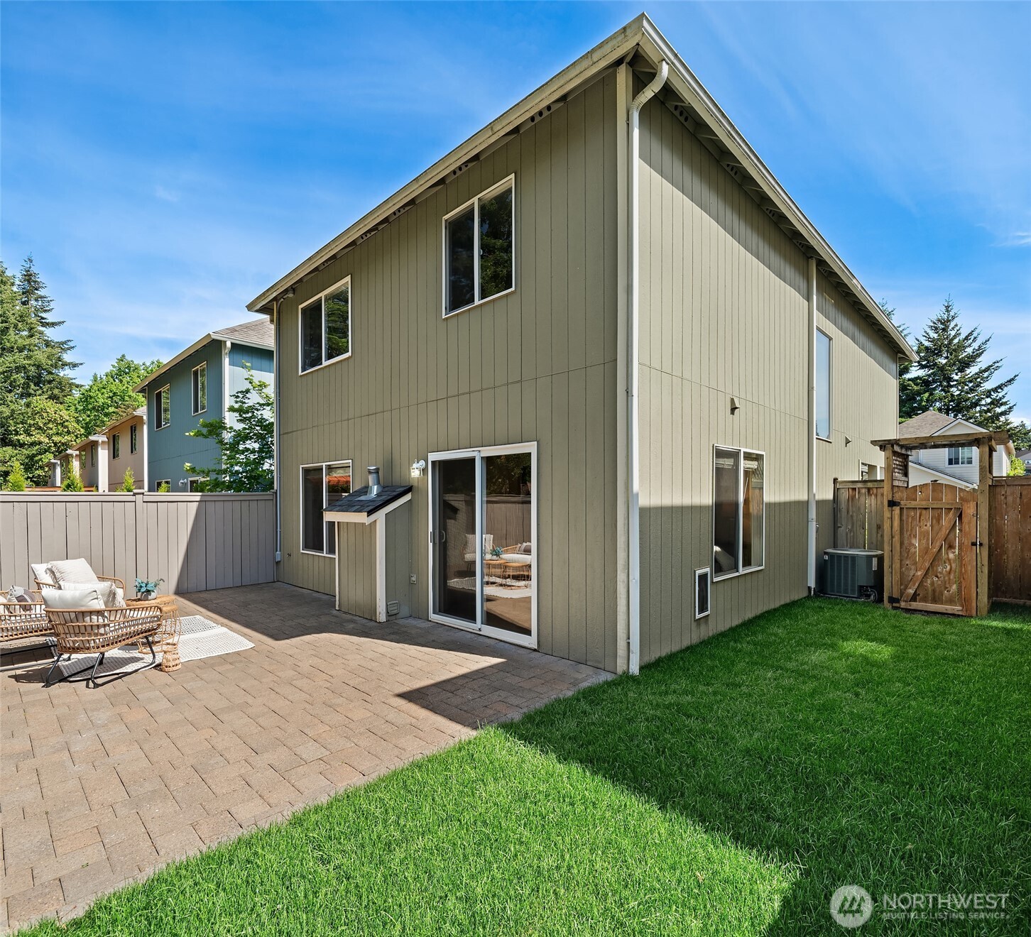 8830 Wallingford Lane NE, Lacey, WA 98516