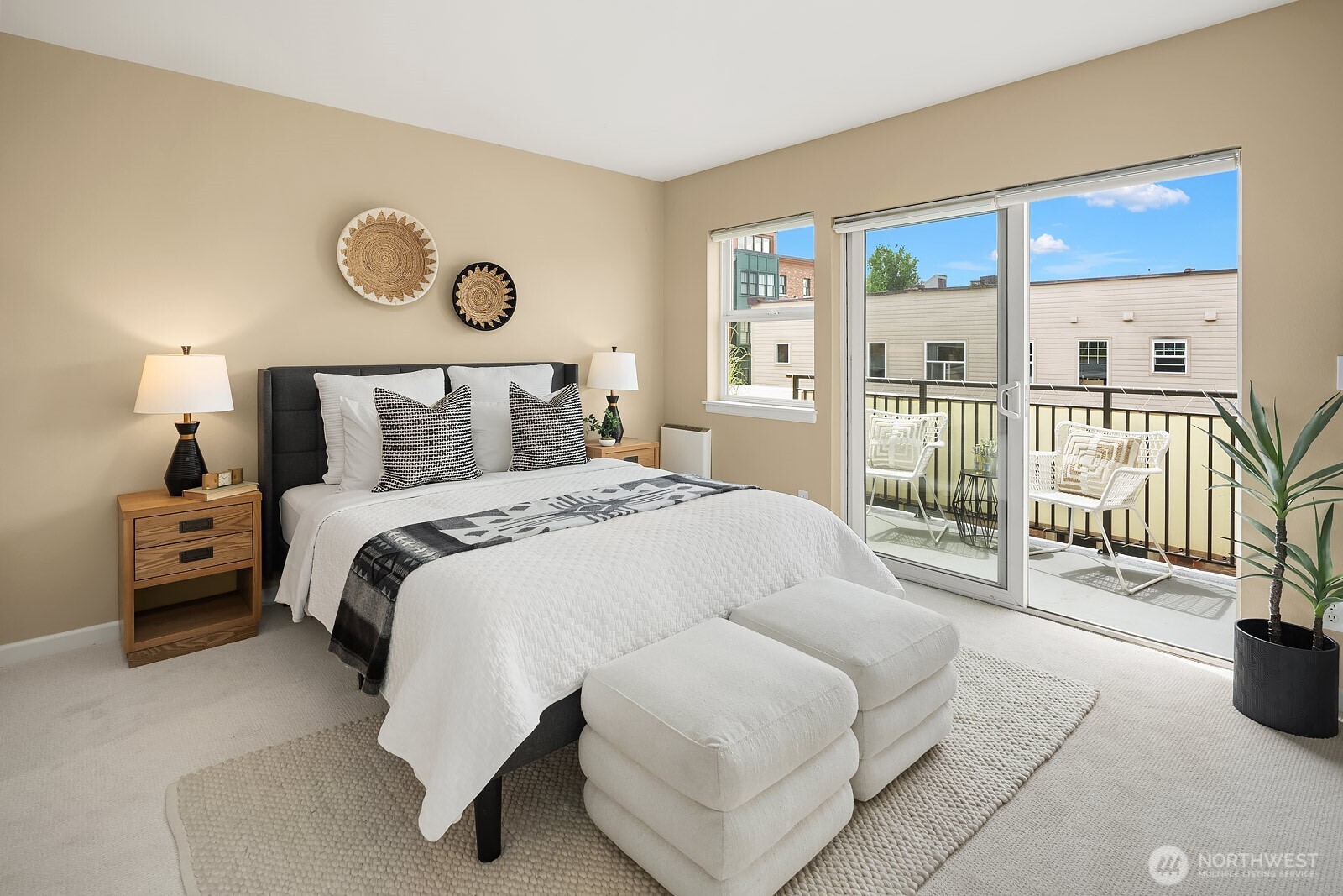 1417 Queen Anne Avenue N #212, Seattle, WA 98109