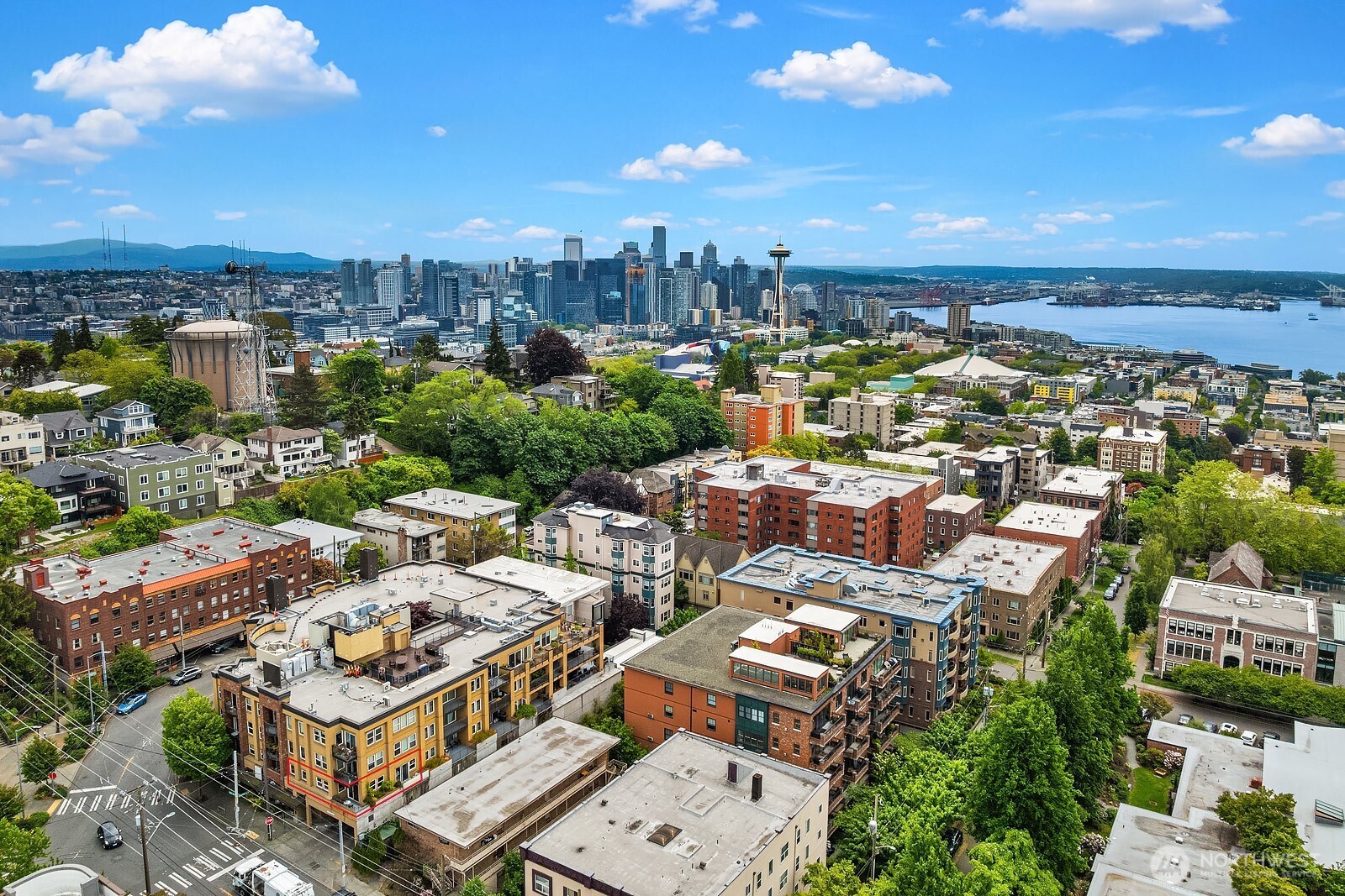 1417 Queen Anne Avenue N #212, Seattle, WA 98109