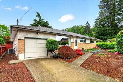 8035 S 116th Street , Seattle, WA 98178 - Photo 2