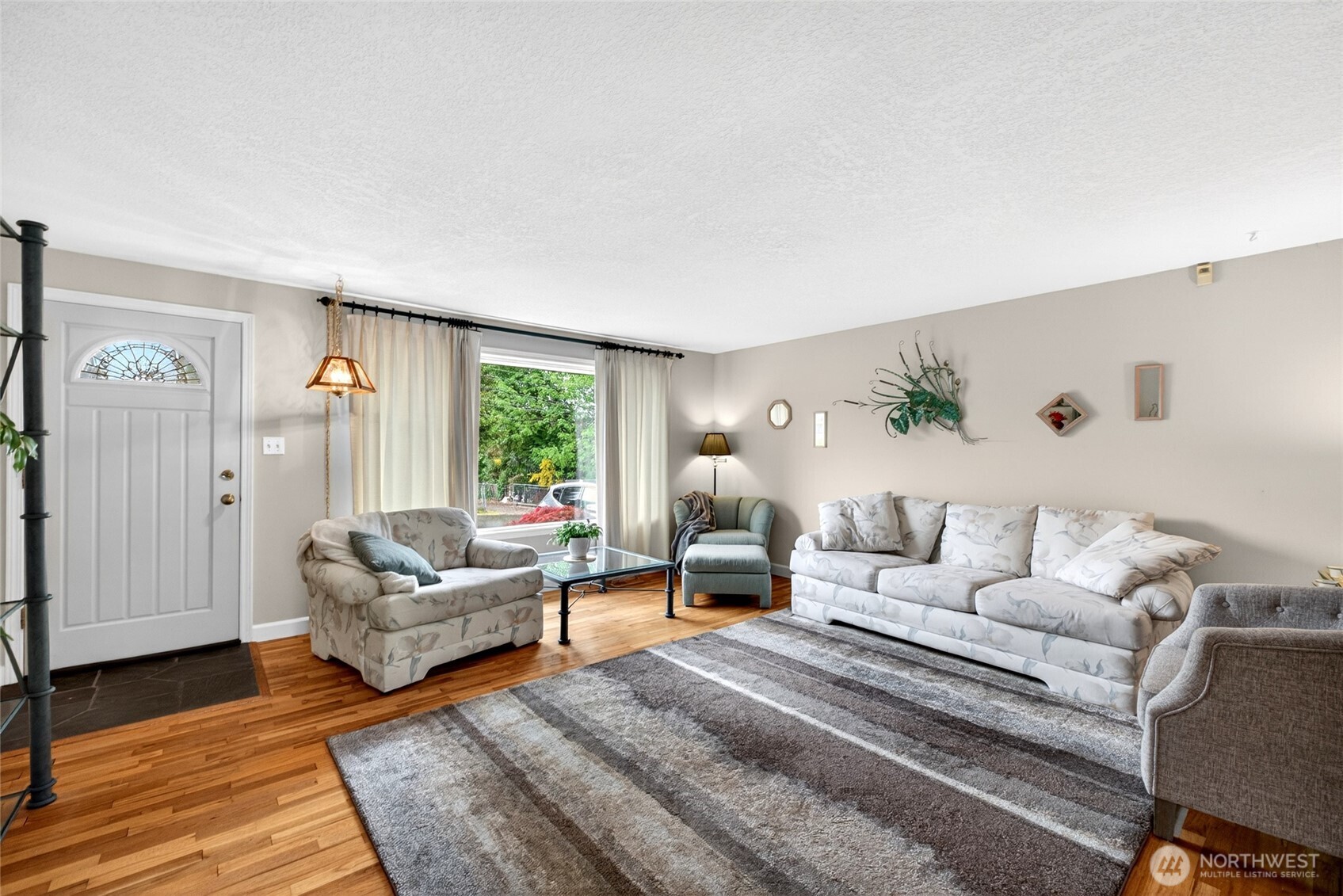 8035 S 116th Street , Seattle, WA 98178