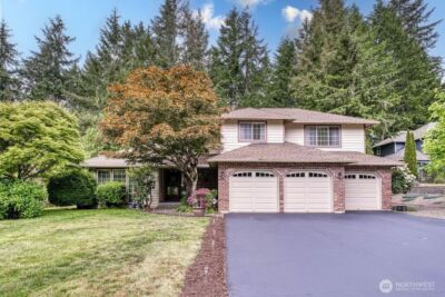 4717 SE Constitution Court , Port Orchard, WA 98367