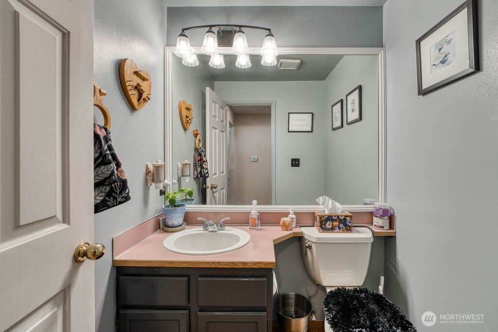 4717 SE Constitution Court , Port Orchard, WA 98367