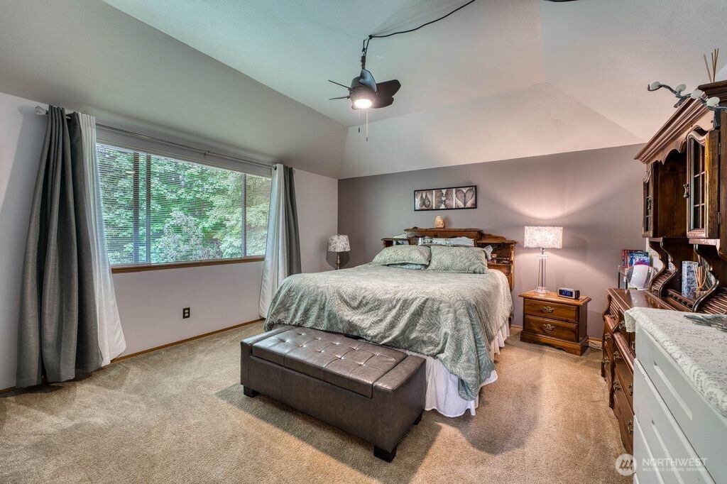 4717 SE Constitution Court , Port Orchard, WA 98367