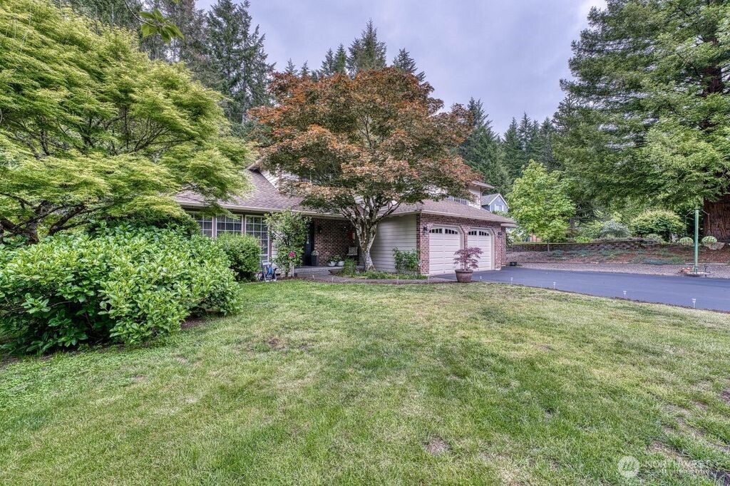 4717 SE Constitution Court , Port Orchard, WA 98367