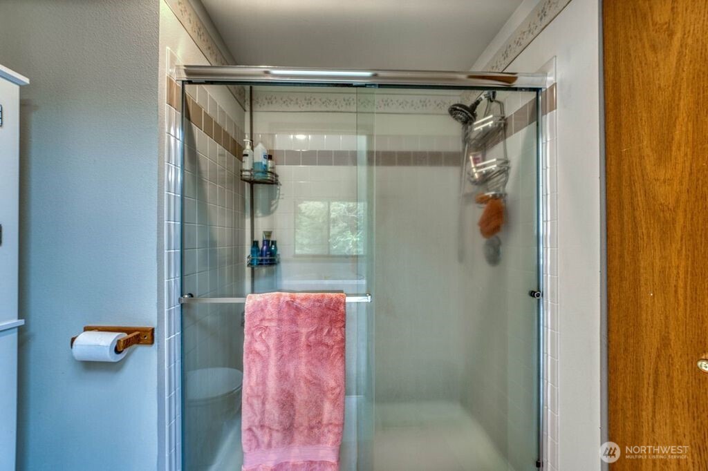 4717 SE Constitution Court , Port Orchard, WA 98367
