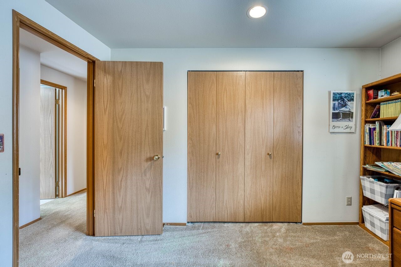 4717 SE Constitution Court , Port Orchard, WA 98367