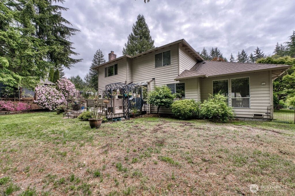 4717 SE Constitution Court , Port Orchard, WA 98367