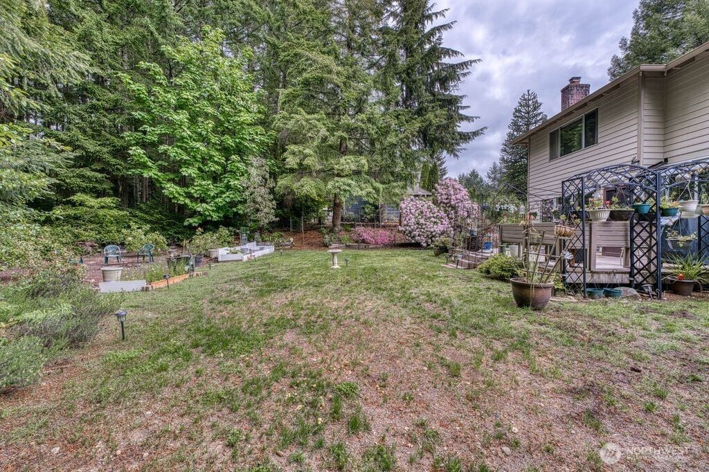 4717 SE Constitution Court , Port Orchard, WA 98367