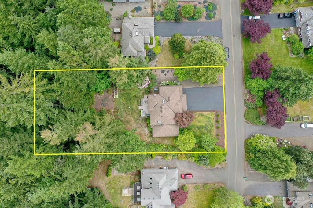 4717 SE Constitution Court , Port Orchard, WA 98367