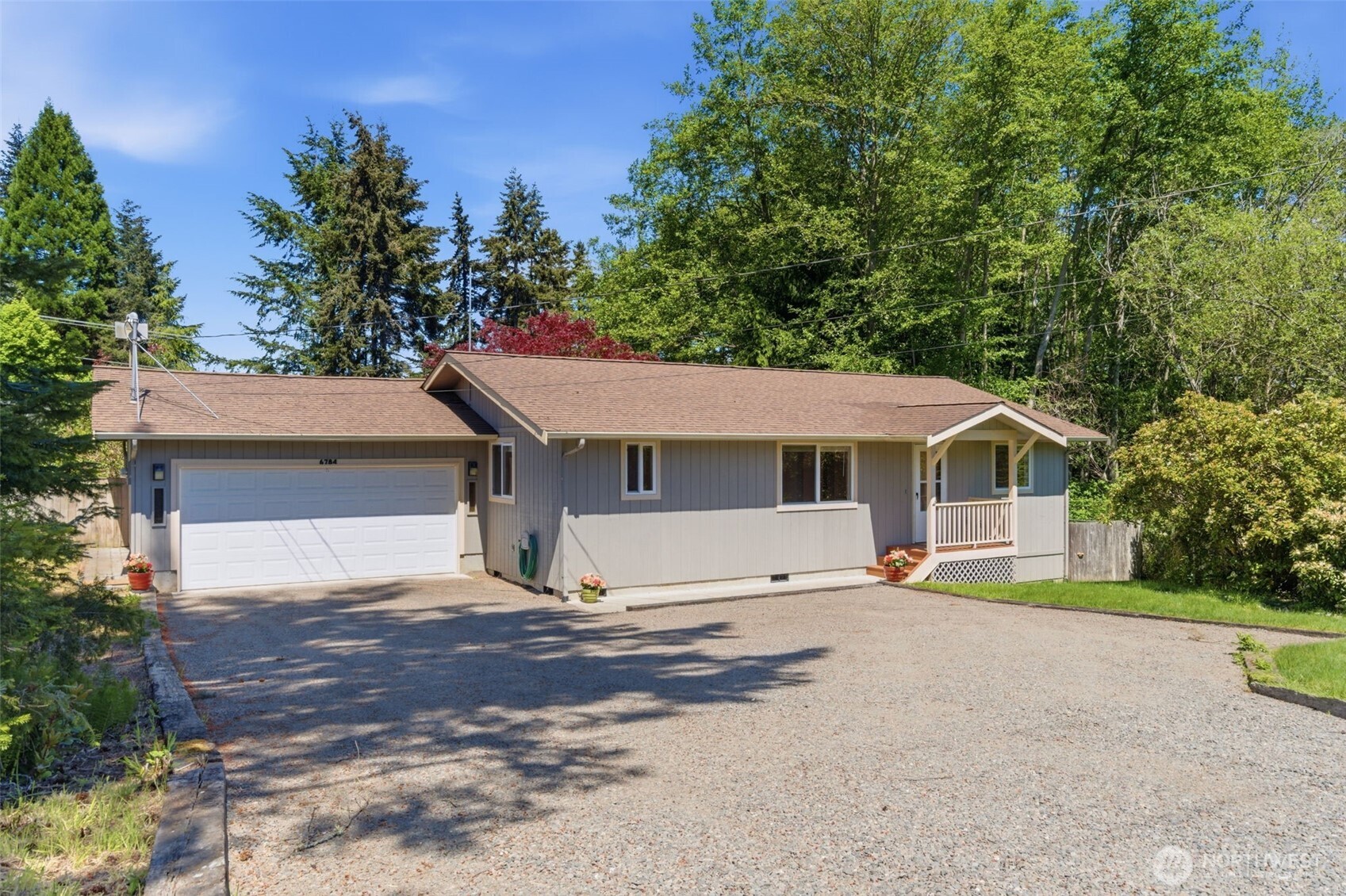6784 NE Whidbey Drive , Hansville, WA 98340
