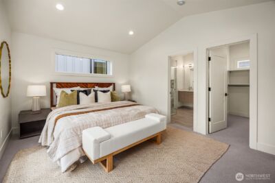 104 NE 44th Street , Seattle, WA 98105 - Photo 7