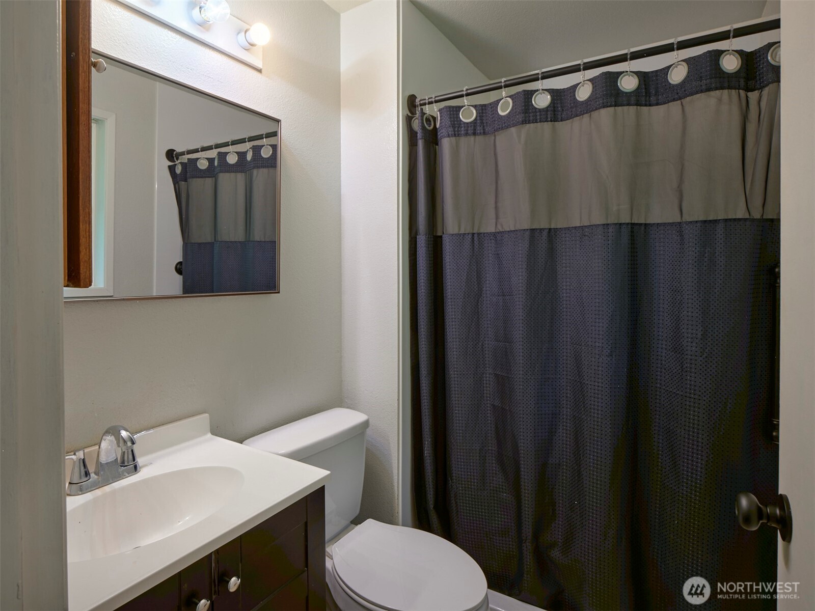 1733 Foxtail Circle , Woodland, WA 98674