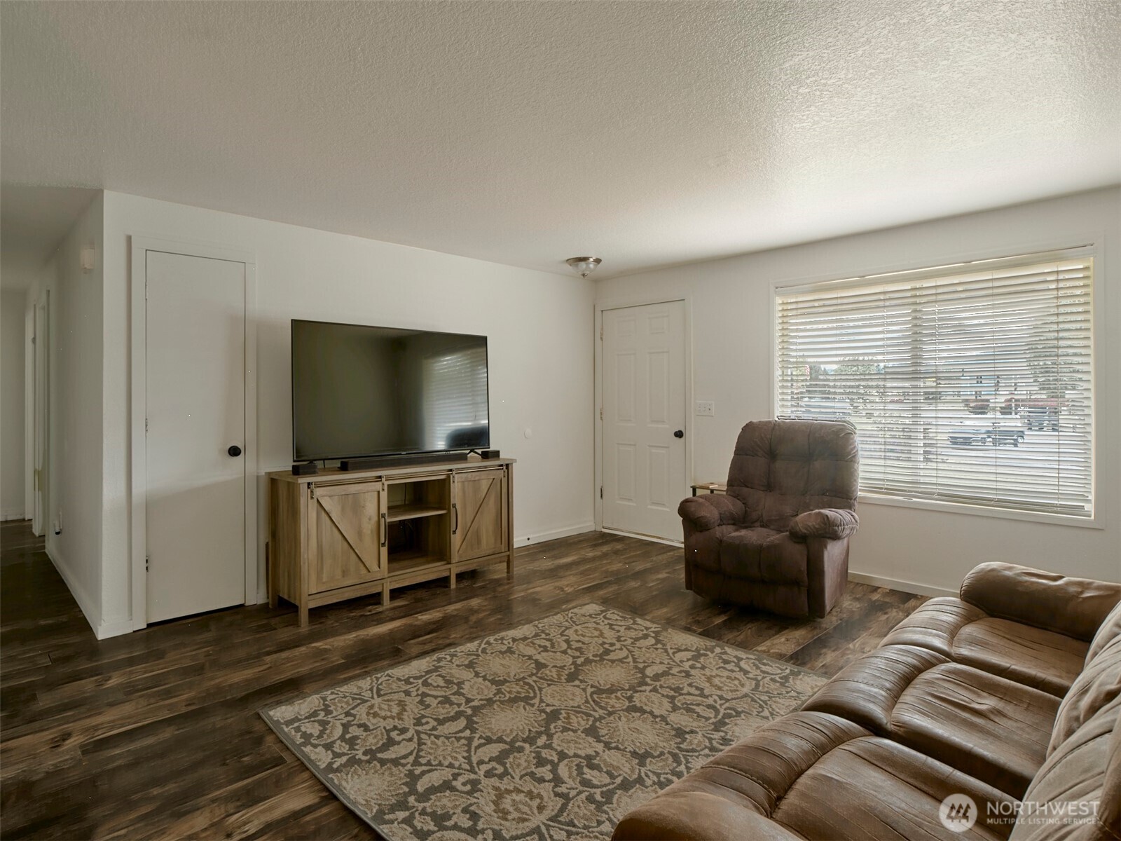 1733 Foxtail Circle , Woodland, WA 98674