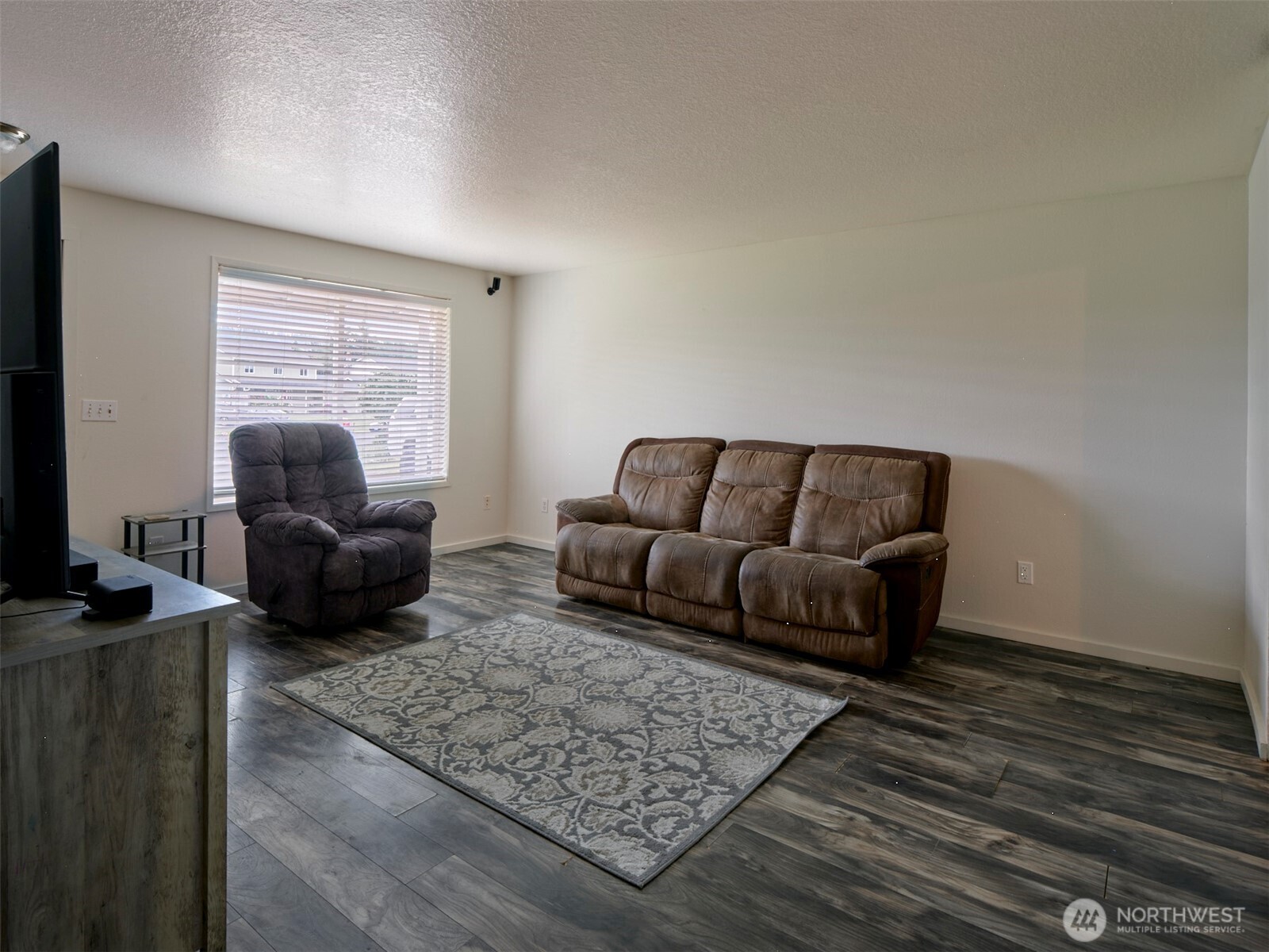 1733 Foxtail Circle , Woodland, WA 98674