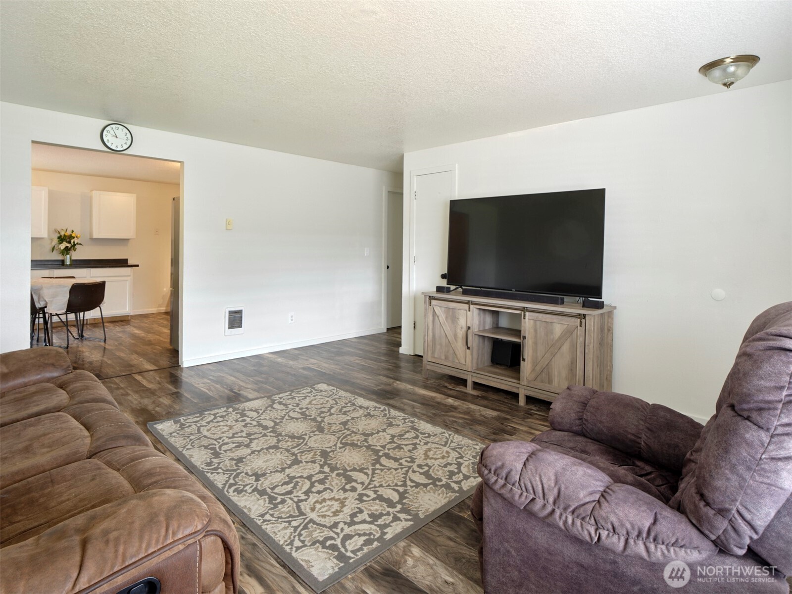 1733 Foxtail Circle , Woodland, WA 98674