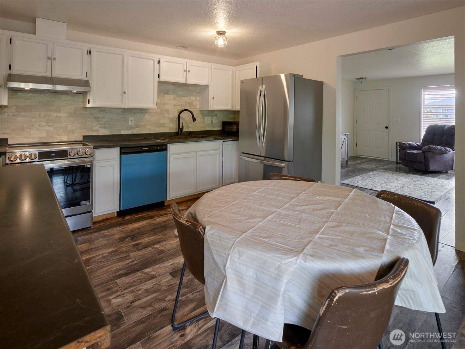 1733 Foxtail Circle , Woodland, WA 98674