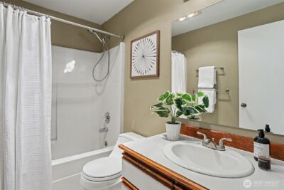 2631 NW 86th Street , Seattle, WA 98117 - Photo 16