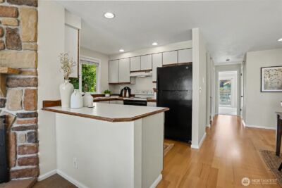 2631 NW 86th Street , Seattle, WA 98117 - Photo 10