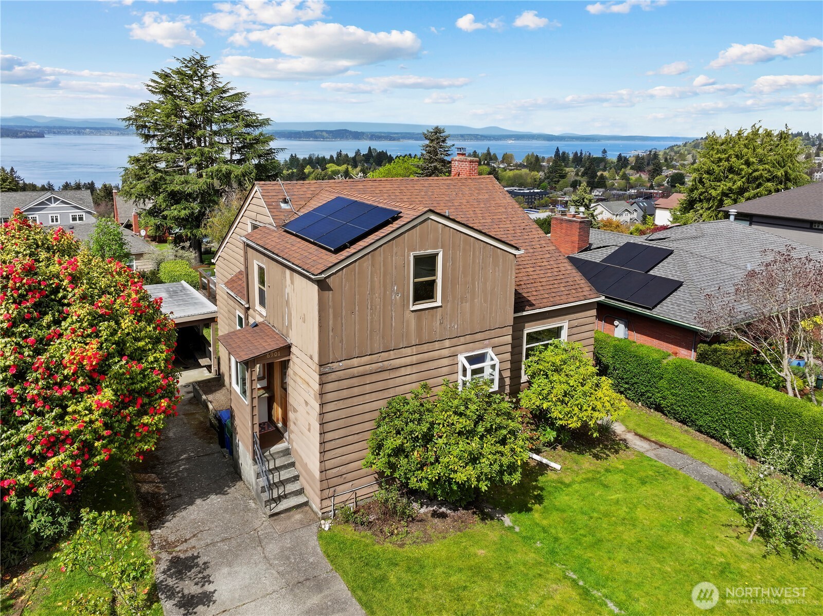 6901 40th Avenue SW, Seattle, WA 98136-1911