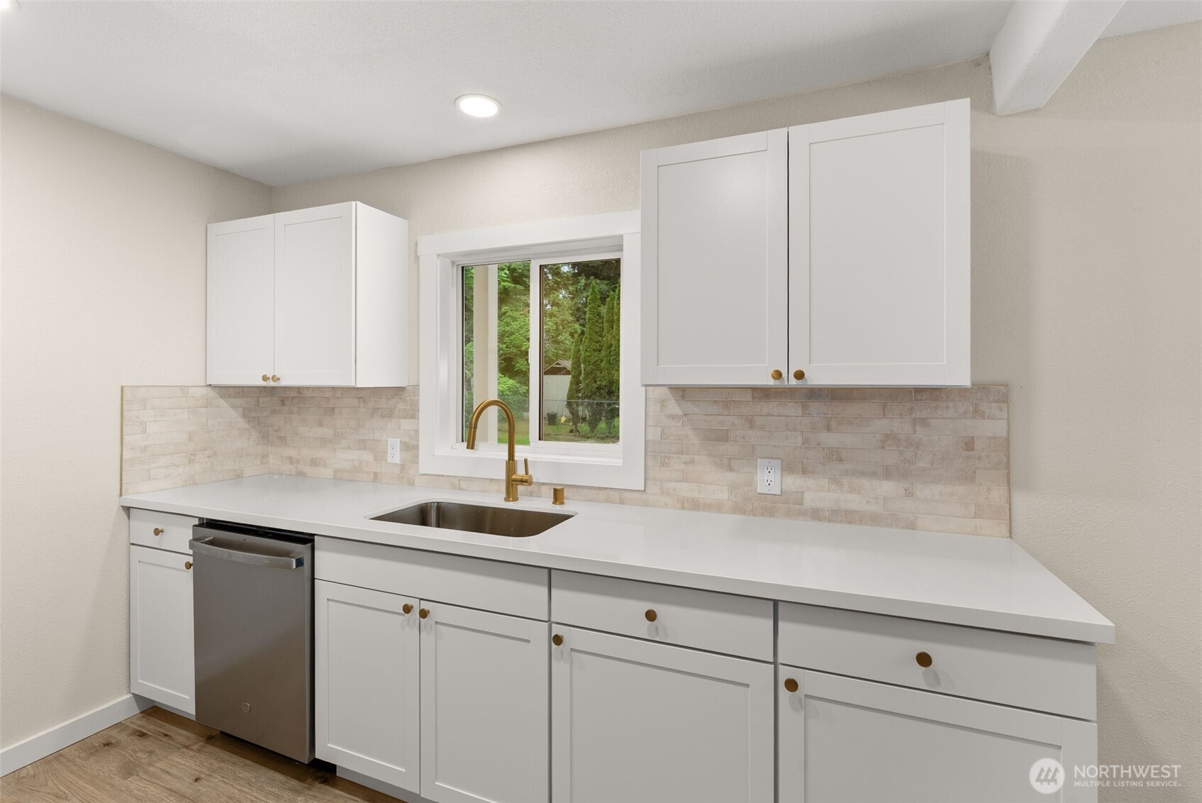 2001 Karen Frazier Road SE, Olympia, WA 98501