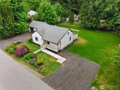2001 Karen Frazier Road SE, Olympia, WA 98501 - Photo 2
