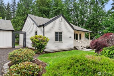 2001 Karen Frazier Road SE, Olympia, WA 98501 - Photo 4