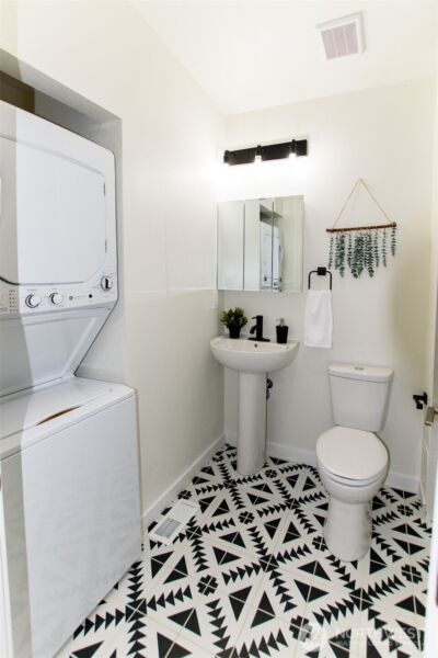 2928 S Webster Street , Seattle, WA 98108 - Photo 13