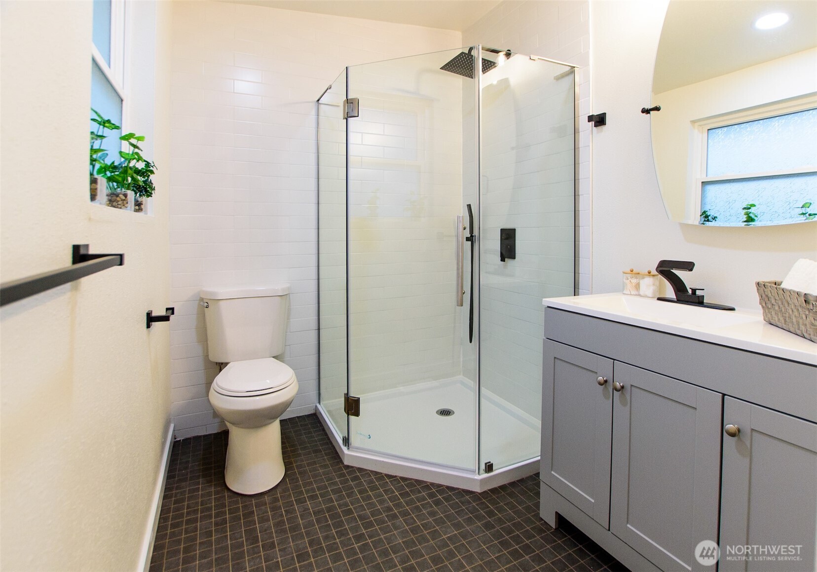 2928 S Webster Street , Seattle, WA 98108