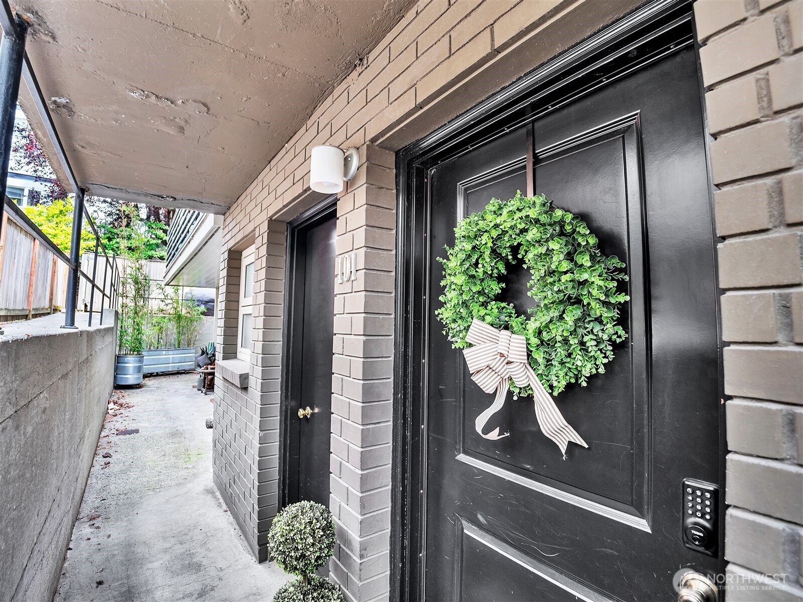 1430 NW 59th Street #101, Seattle, WA 98107