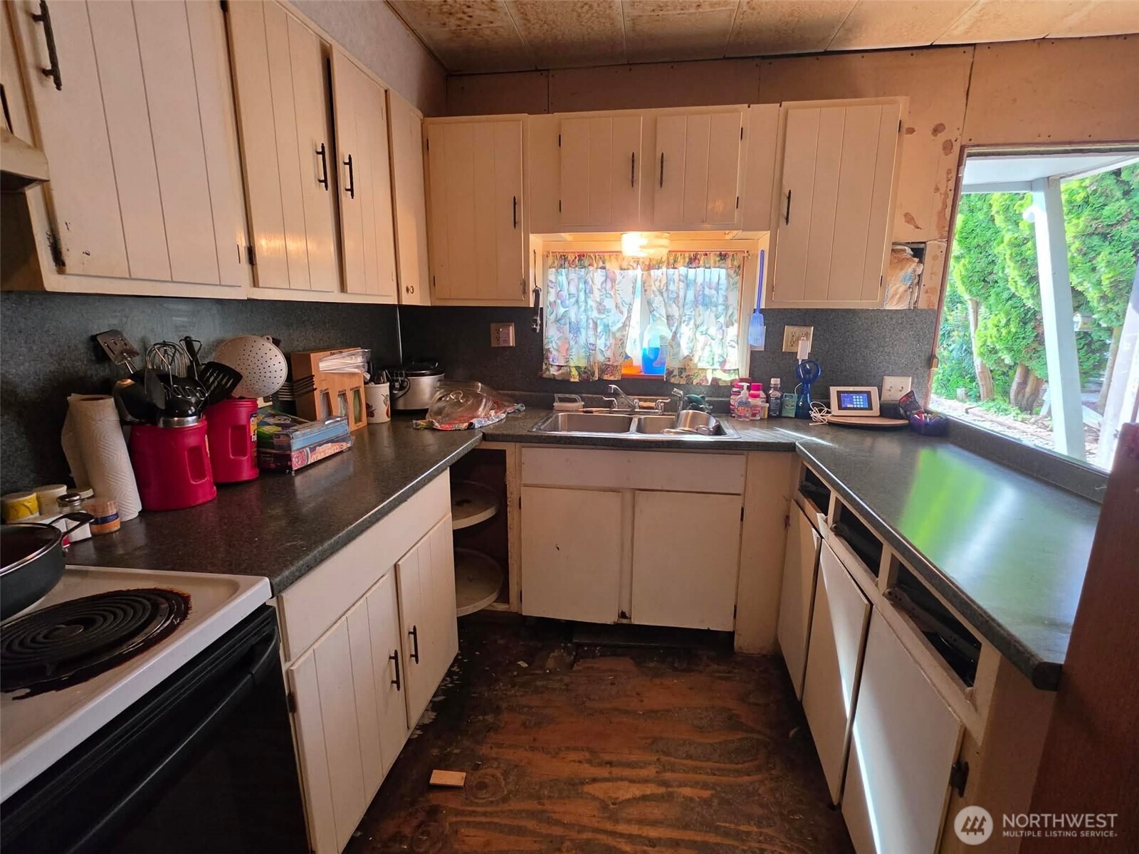 915 S Pearl Street , Centralia, WA 98531