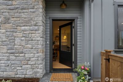 2723 NE 87th Street , Seattle, WA 98115 - Photo 4