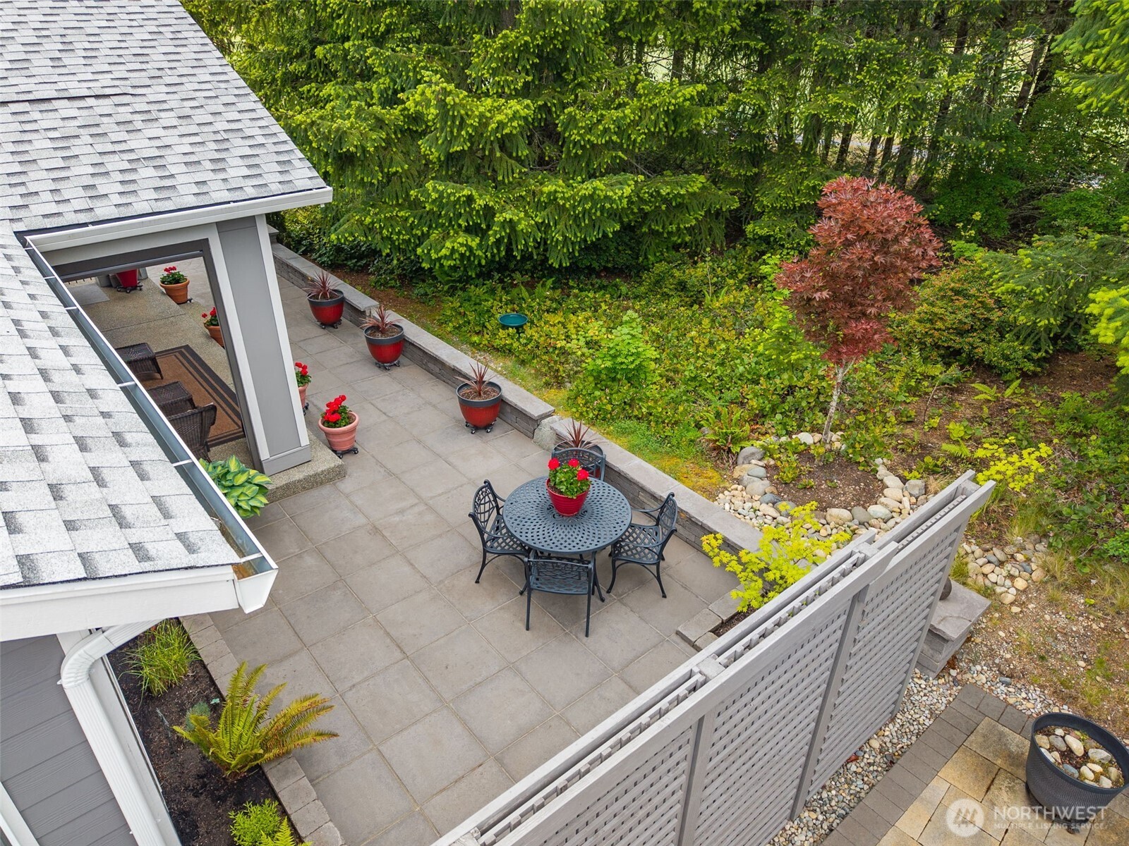 8555 Vashon Drive NE, Lacey, WA 98516