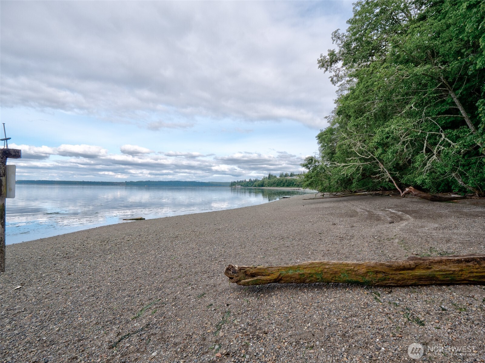 8555 Vashon Drive NE, Lacey, WA 98516