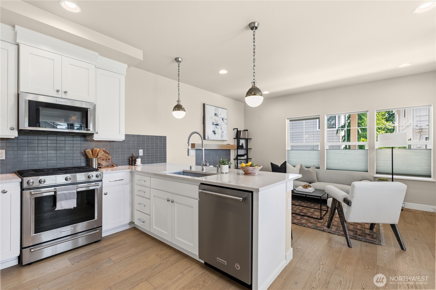 22729 SE 14th Court , Sammamish, WA 98075