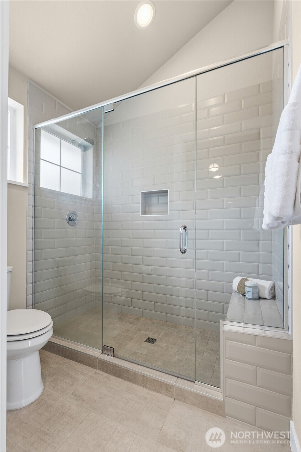 22729 SE 14th Court , Sammamish, WA 98075