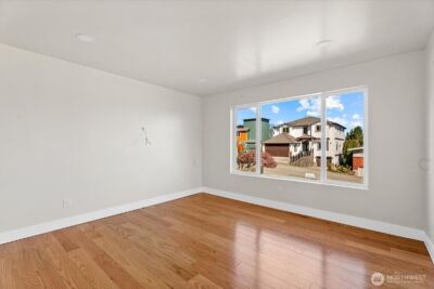 7915 S Lakeridge Drive , Seattle, WA 98178 - Photo 10