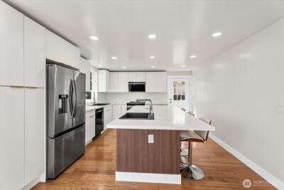7915 S Lakeridge Drive , Seattle, WA 98178 - Photo 16