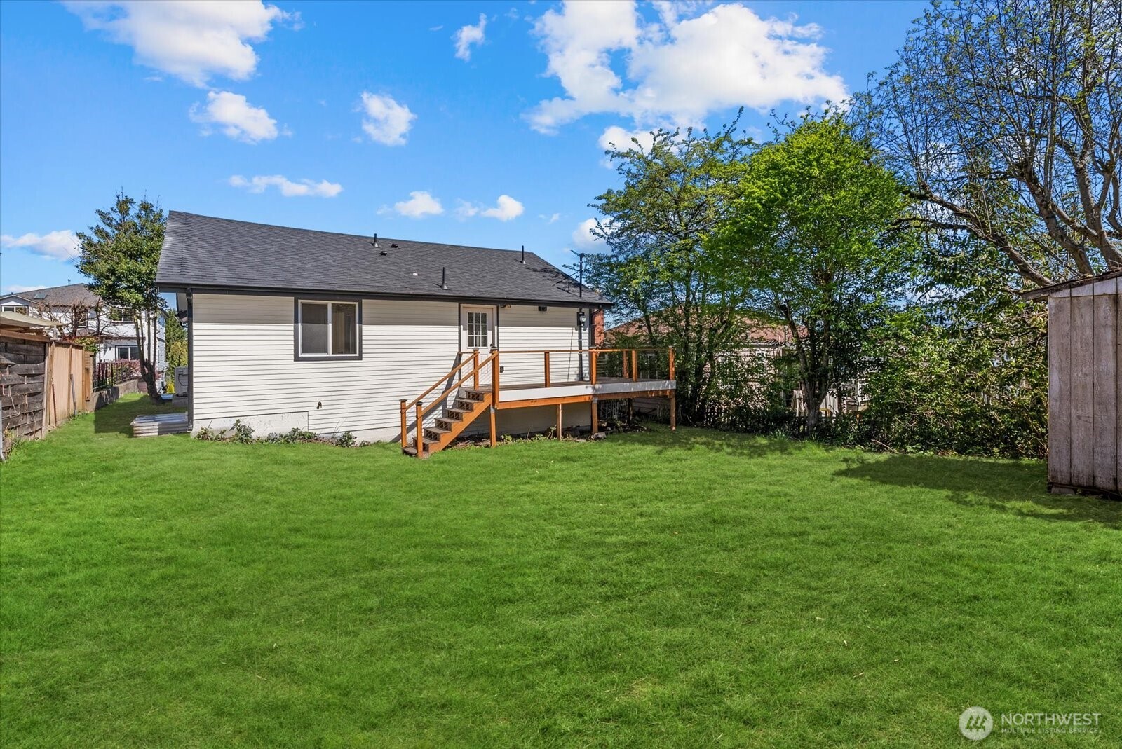 7915 S Lakeridge Drive , Seattle, WA 98178