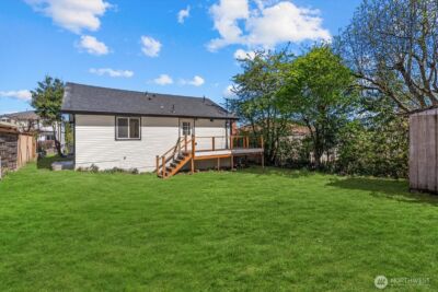 7915 S Lakeridge Drive , Seattle, WA 98178 - Photo 26