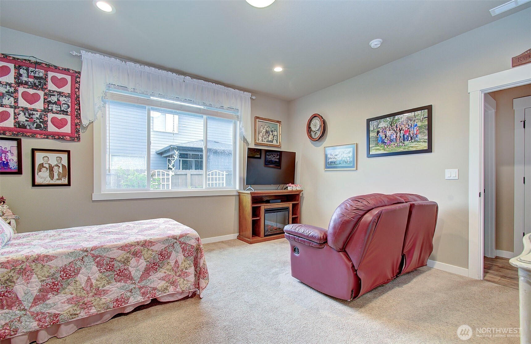 1919 SE 25th Way , Battle Ground, WA 98604